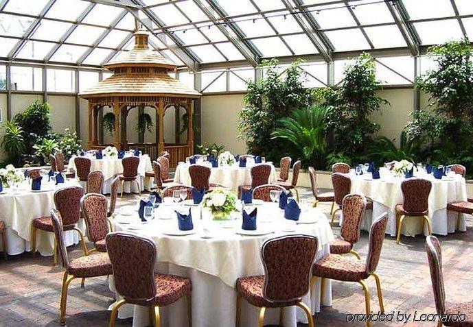 Courtyard By Marriott Erie Ambassador Conference Center Otel Restoran fotoğraf