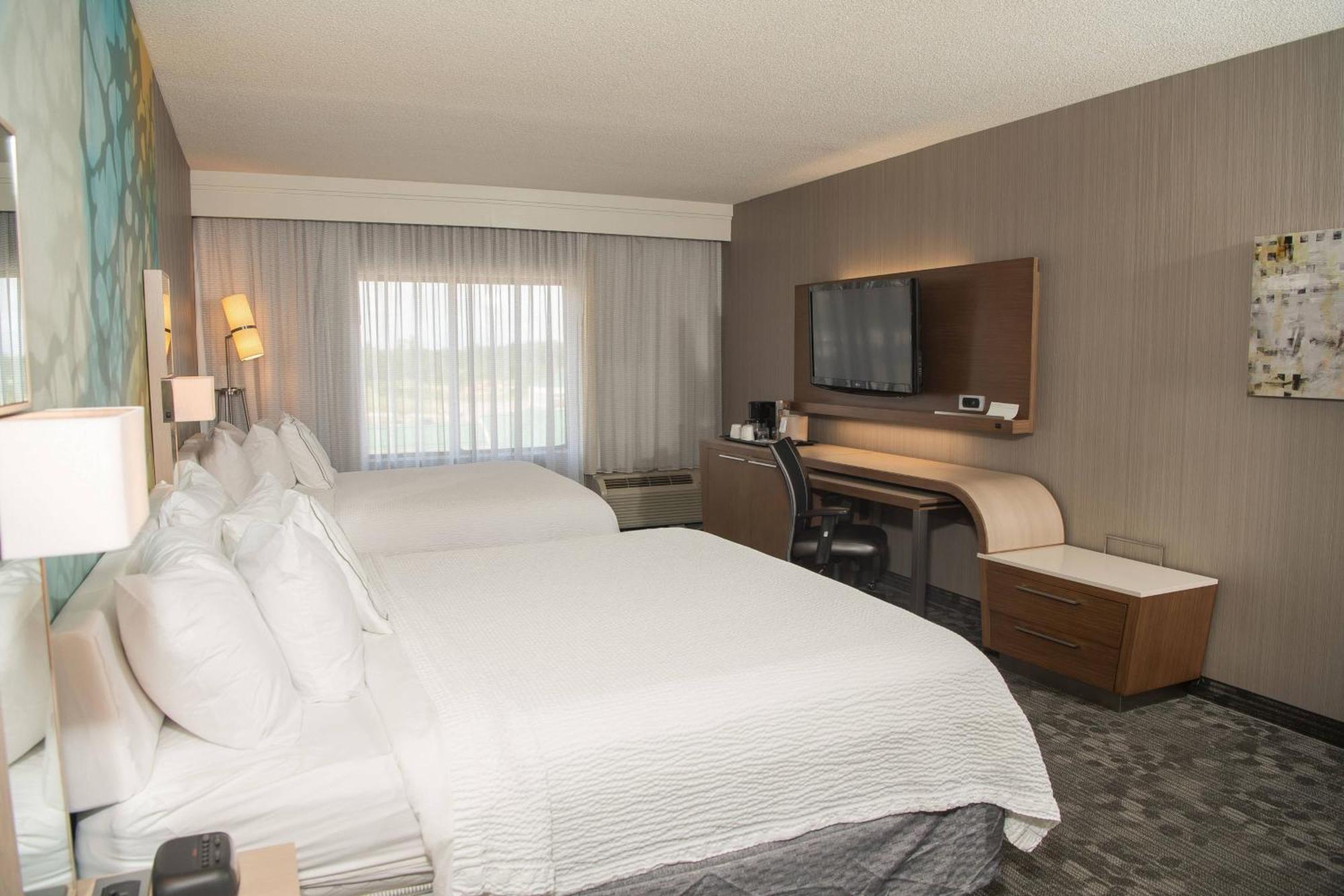 Courtyard By Marriott Erie Ambassador Conference Center Otel Dış mekan fotoğraf