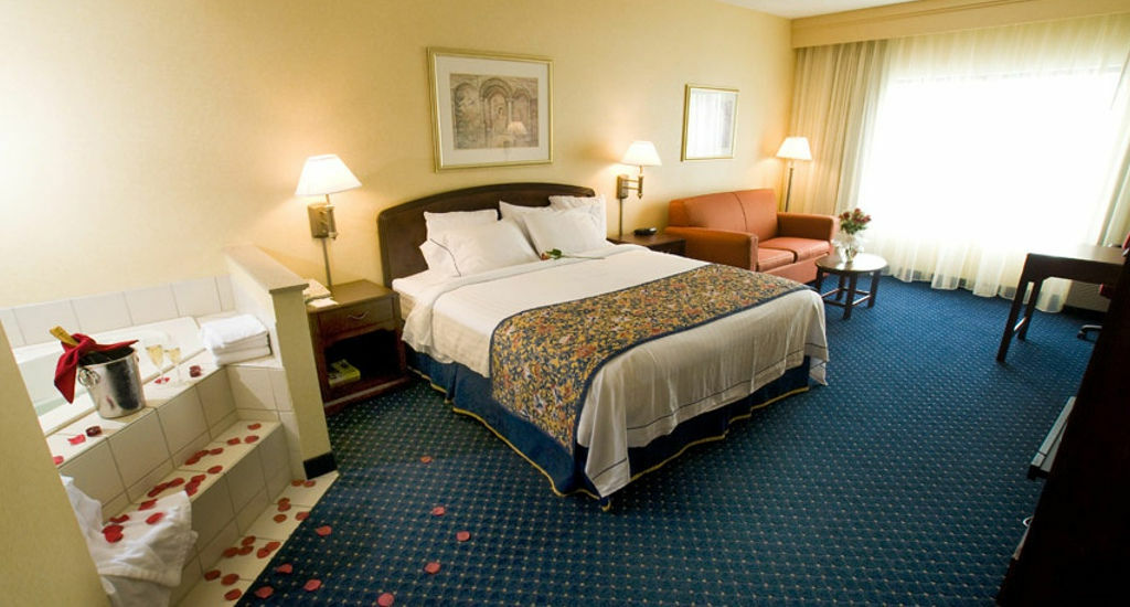 Courtyard By Marriott Erie Ambassador Conference Center Otel Dış mekan fotoğraf